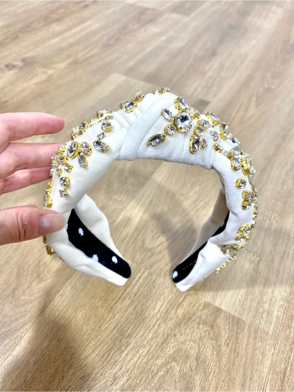 NWOT Lele Sadoughi Sparkle Crystal Velvet Knot Headband